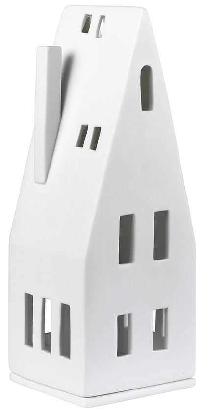 Light house “large, pointed roof”