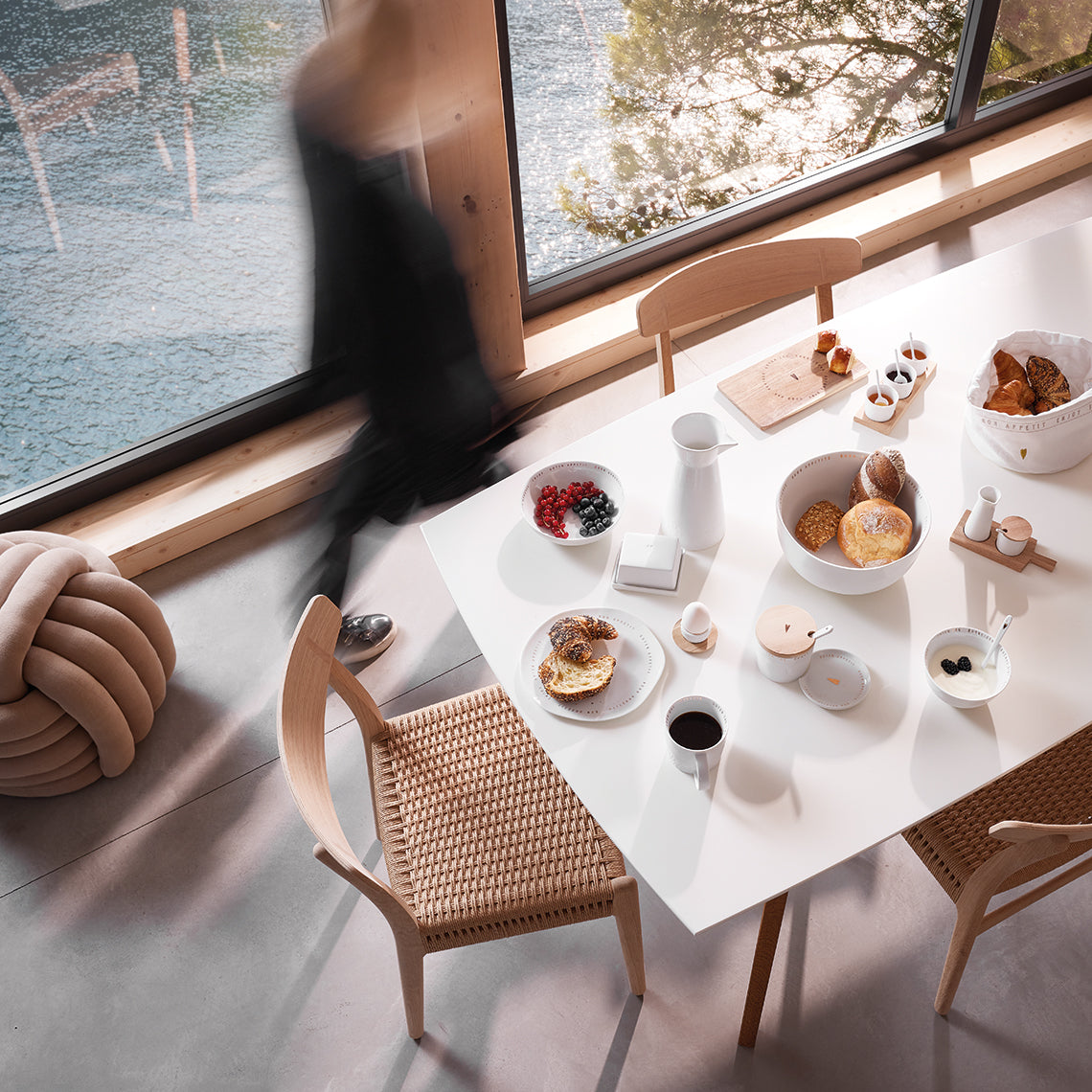 BREAKFAST. BREADBASKET, LARGE