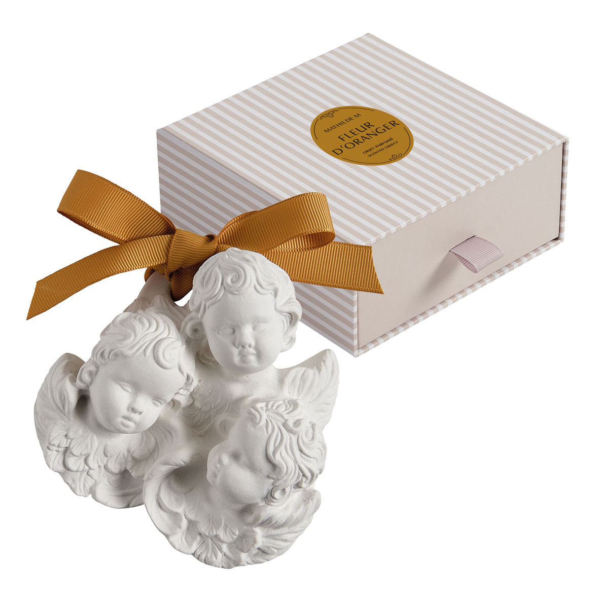 Decoração Perfumada com Coração Bordado -Fleur D'oranger
