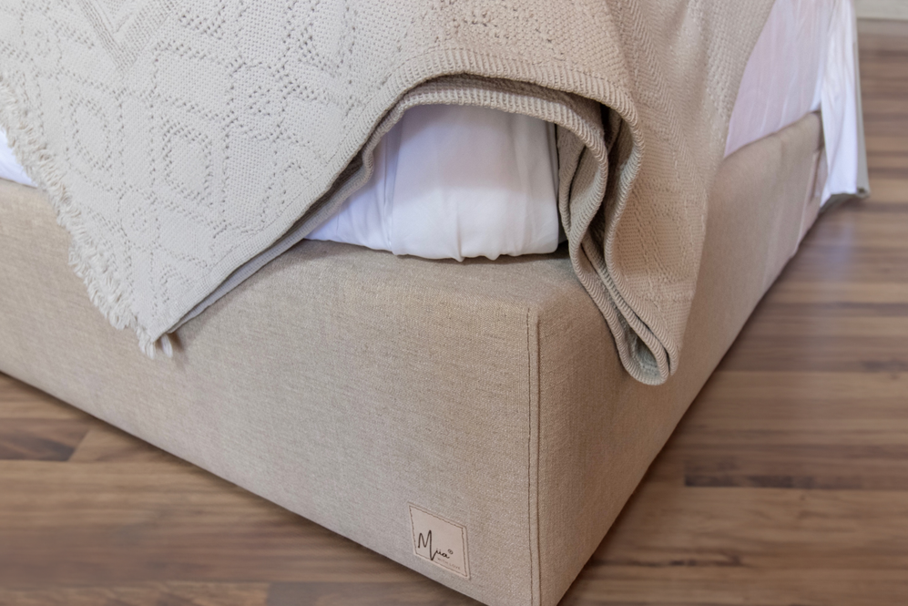 Bed Sommier 1,80