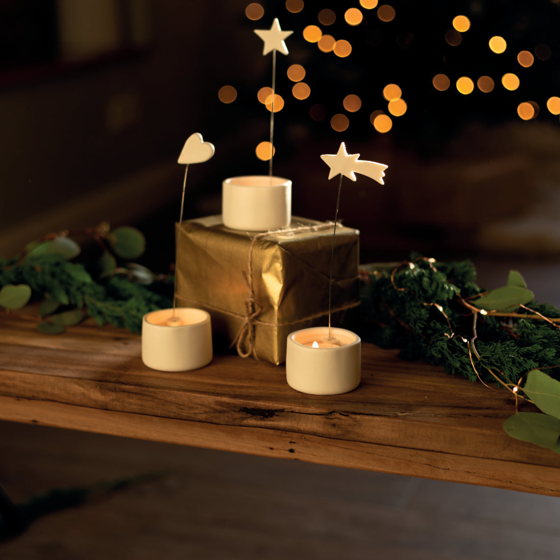 Tea light holder shooting star